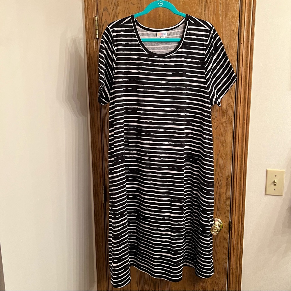 Lularoe Black and White Dress - 3XL